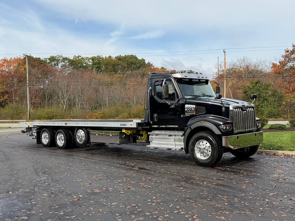 2025 Western Star 49X (Key# 1781) 1